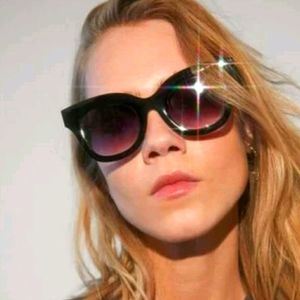 UO Petunia Oversized Cat Eye Sunglasses